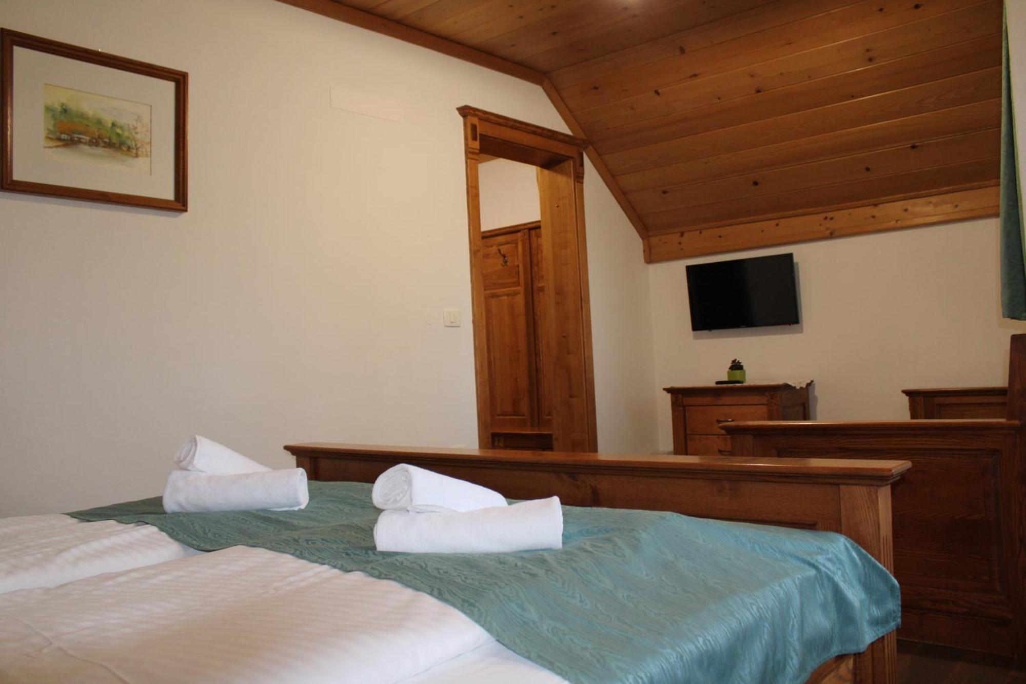 Hotel Sport Center Prodnik à Ljubno Extérieur photo