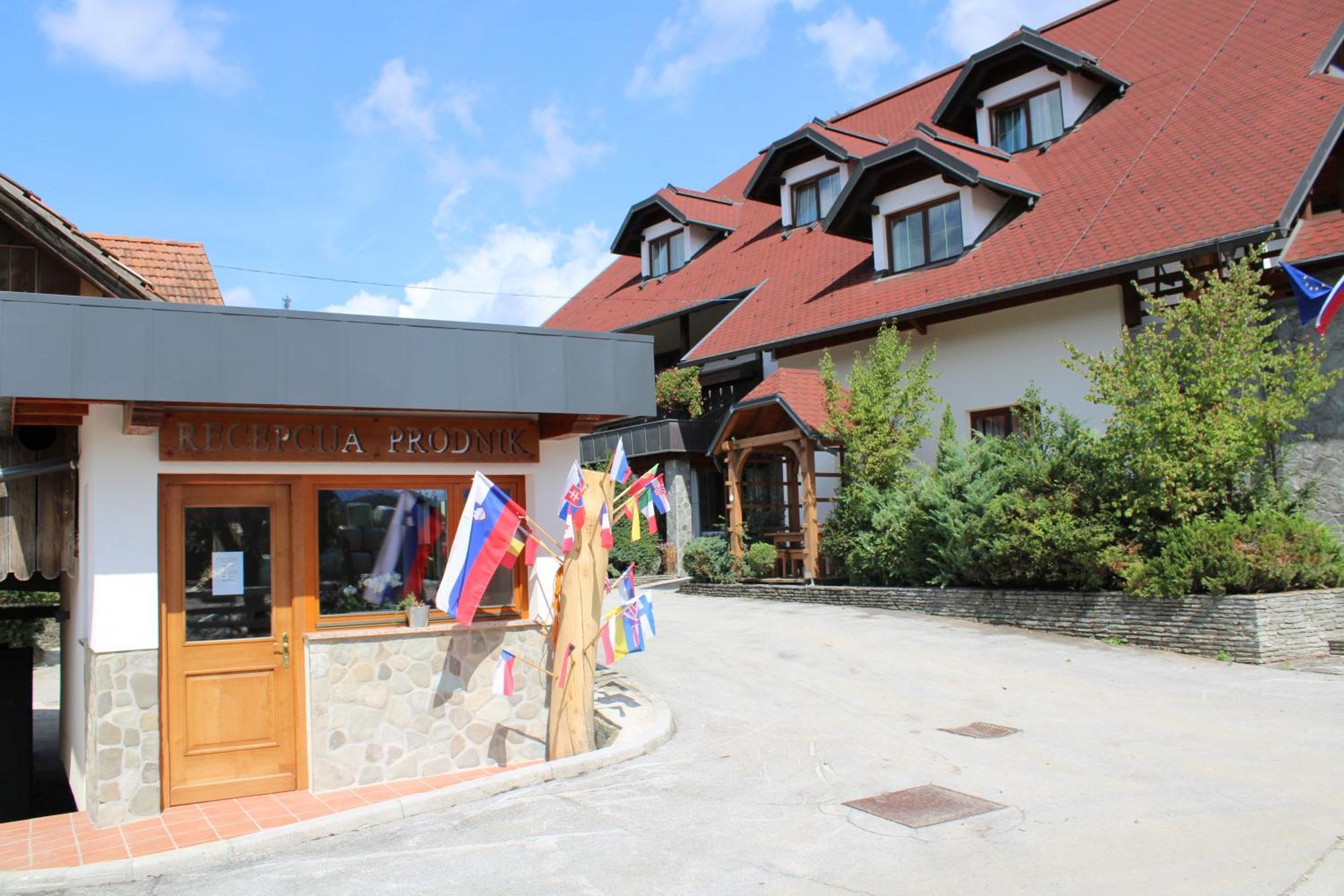Hotel Sport Center Prodnik à Ljubno Extérieur photo